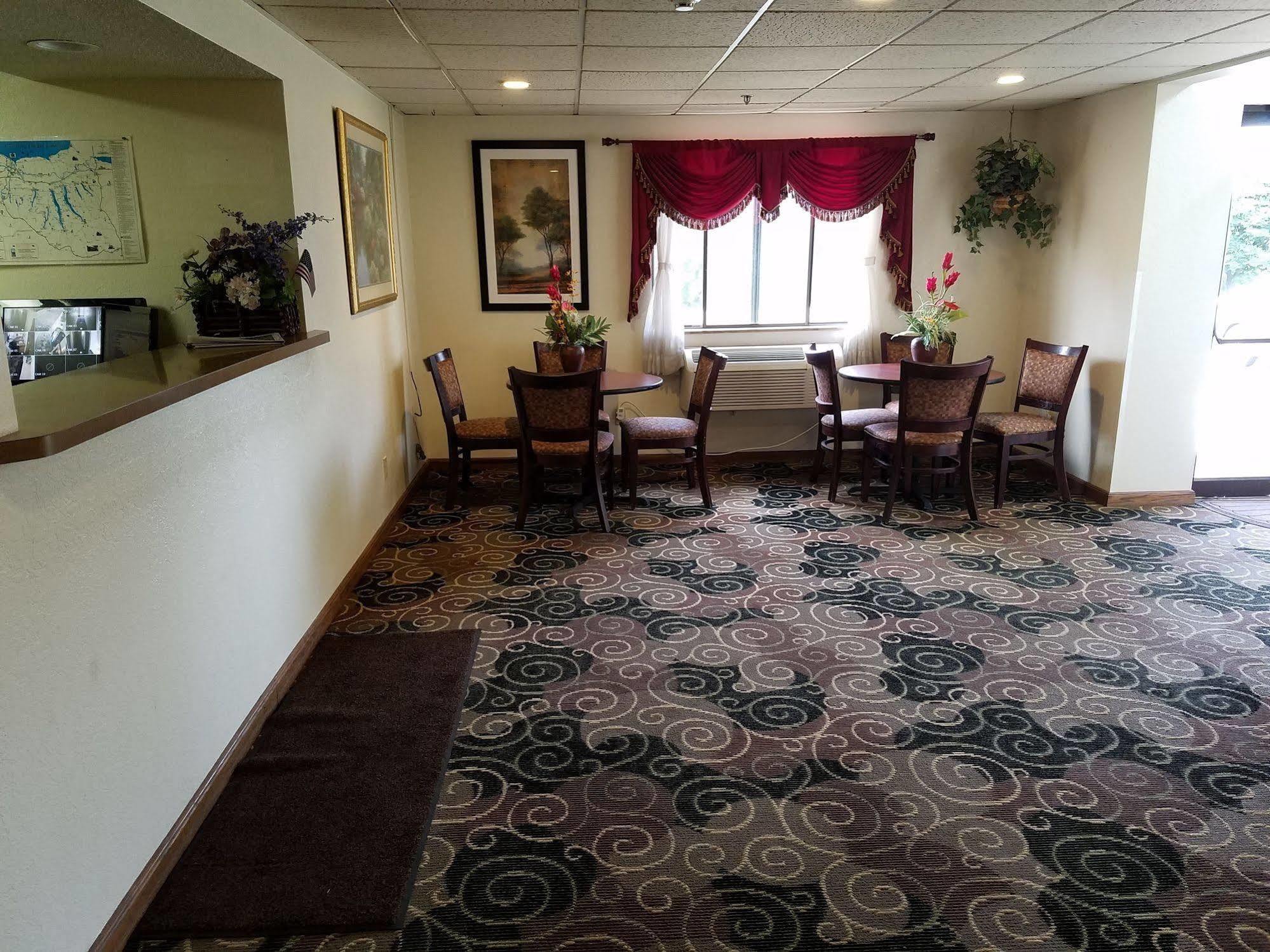 Auburn Inn Εξωτερικό φωτογραφία