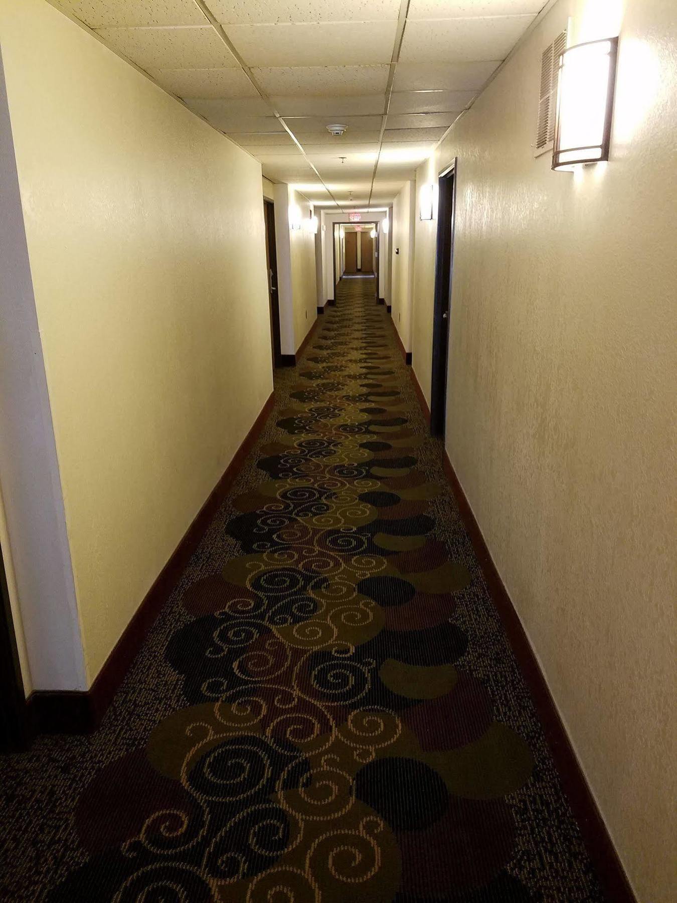 Auburn Inn Εξωτερικό φωτογραφία